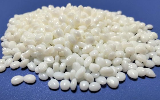 熱塑エラストーマーのための吹塑プロセス 選択可能な色の選択肢の幅広く